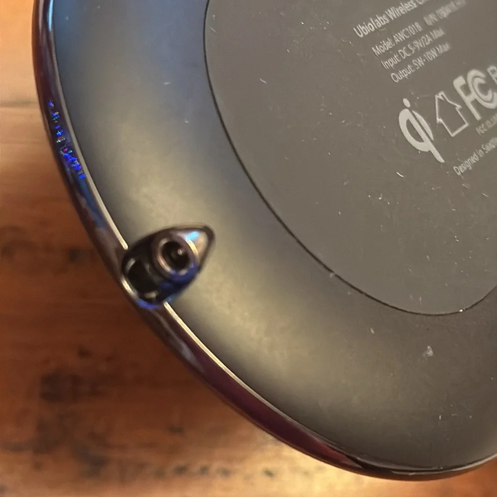 Ubio Labs Wireless High-Speed Cell Phone Charging Pad